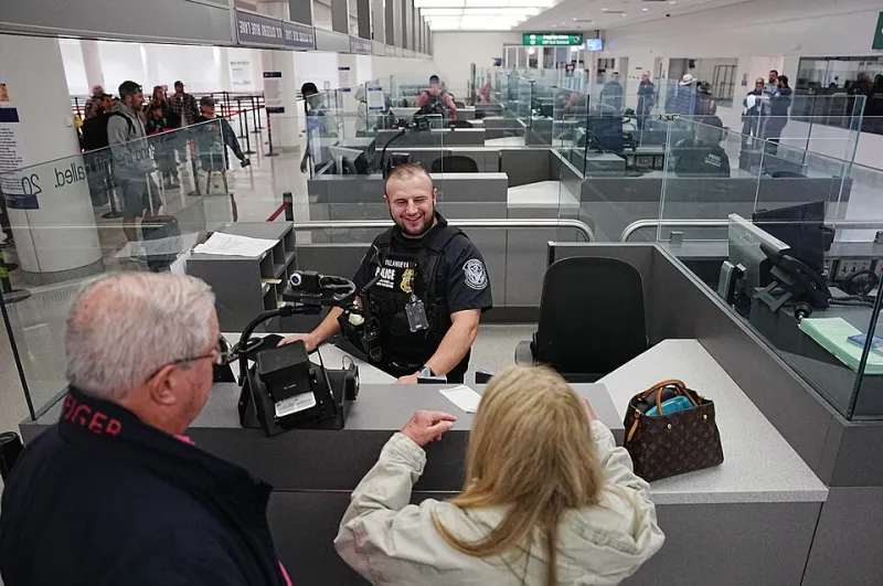 Ordering Vapes from Overseas? Here's What Actually Draws Customs Attention in Australia