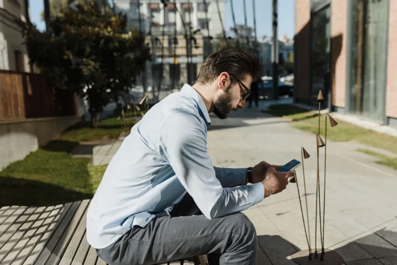 Clocking In, Vaping Smart: How Australian Workplaces Are Quietly Warming Up to Vape Culture